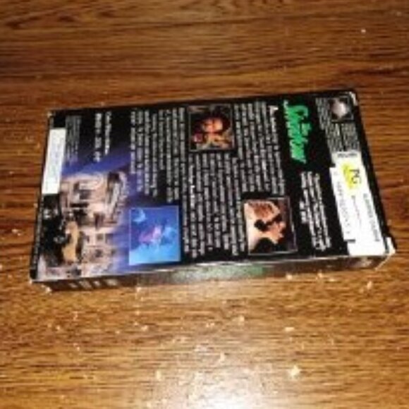 The Shadow (VHS, 1994, MCA Universal Pictures) Alec Baldwin - Picture 5 of 6